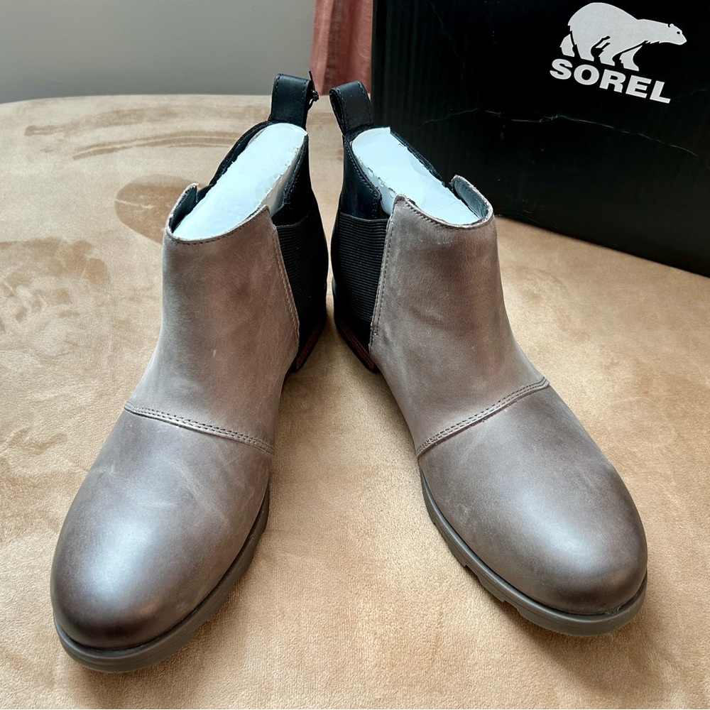 Sorel Emelie 1920881205 Chelsea‎ Boots Womens 10.5 Quarry Waterproof